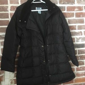 Black hooded puffy winter coat
